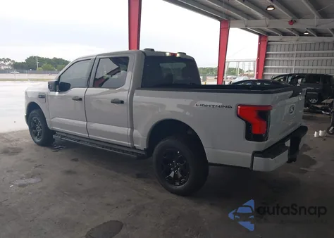 2025 Ford F-150 Lightning Xlt z USA, uszkodzony, nr VIN 1FTVW3LK3SWG21672